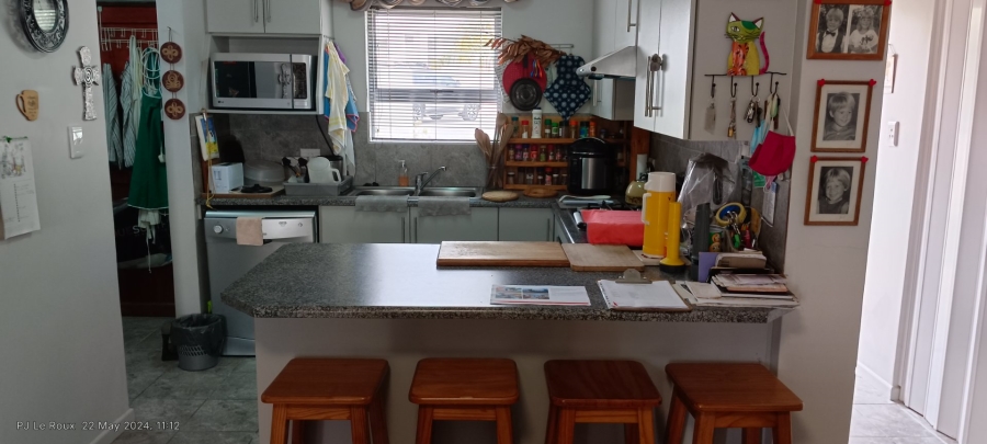 3 Bedroom Property for Sale in Heiderand Western Cape